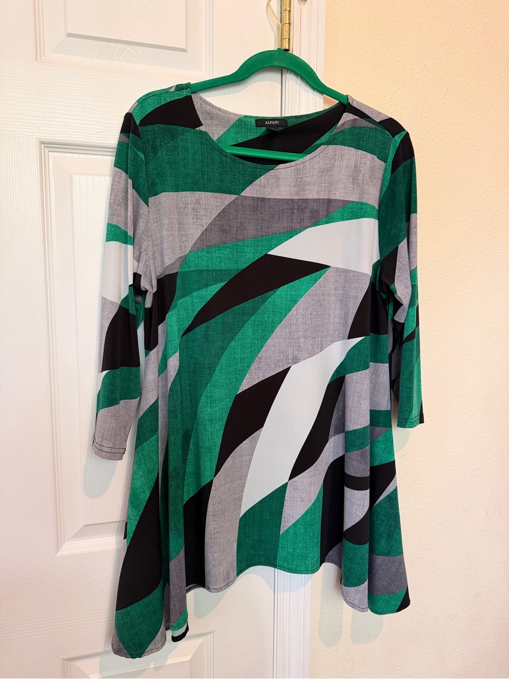 Alfani Green Abstract-Print Swing Top